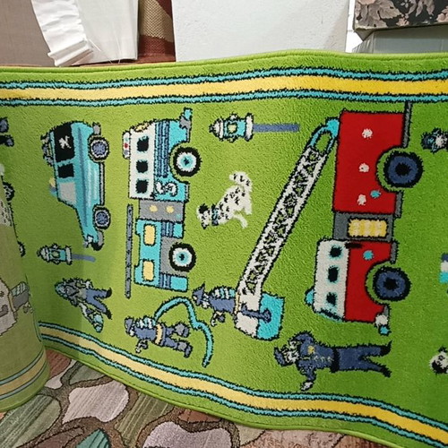 Children's bedroom rug set new with antistatic yarns