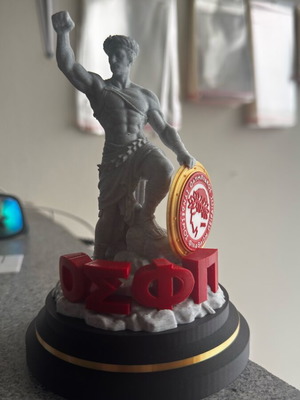 Olympiakos Statue with NFC on Shield like new, official replica