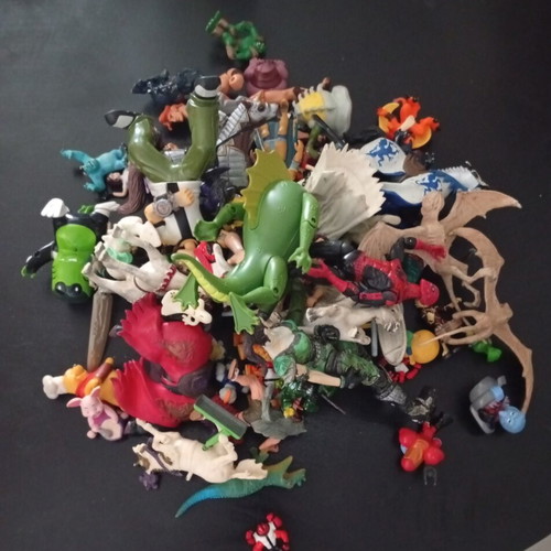Various figures, about 70 pieces