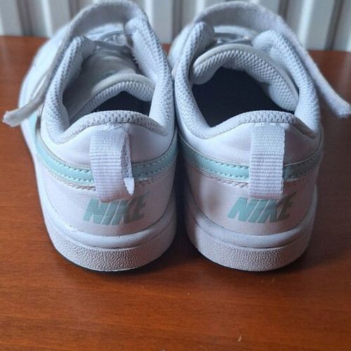 Nike kids sports shoes size 29.5 like new, white