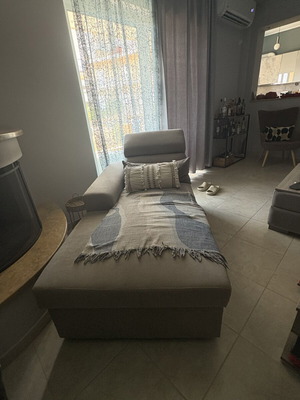 Recliner sofa Praktiker with storage and headrest mechanism, beige-gray
