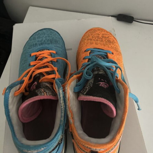 LeBron basketball shoes used, size 46, blue and orange Nike sneakers