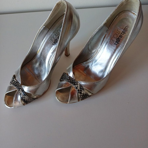 SugarFree peep toe shoes size 39 used, multicolor silver