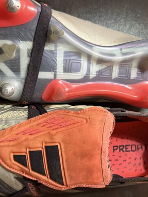 Adidas Predator Elite football boots, size 48, pair