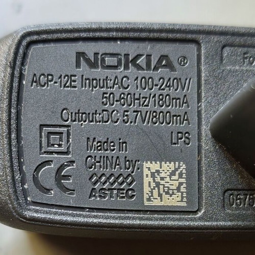 Nokia 3230 RM-51 mobile phone used, non-functional, with charger