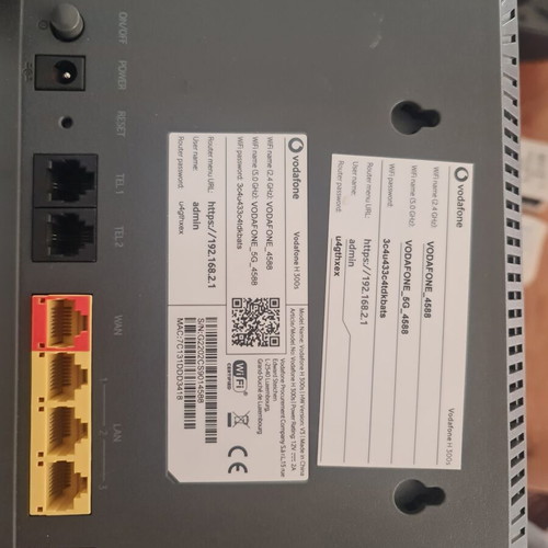 Vodafone H300N modem router with cables