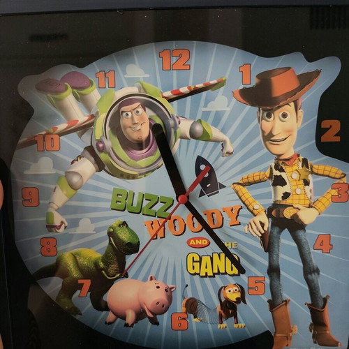 Toy Story wall clock like new, analog