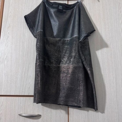 Lotus Eaters metallic blouse like new, gray, size S