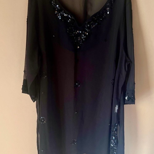 Vintage kaftani summer dress like new, black with sequins