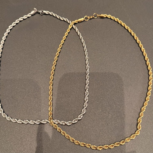 Steel necklaces new, gold and silver colors, set of 2
