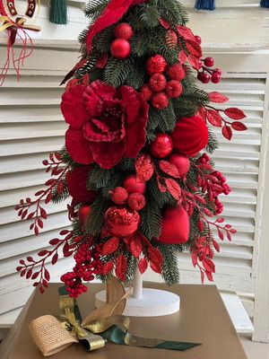 Handmade Christmas tree decoration, red, 50 cm
