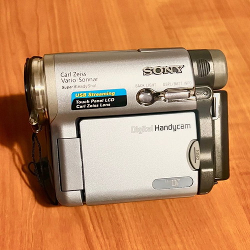 Sony Handycam DCR-TRV digital camcorder like new with accessories