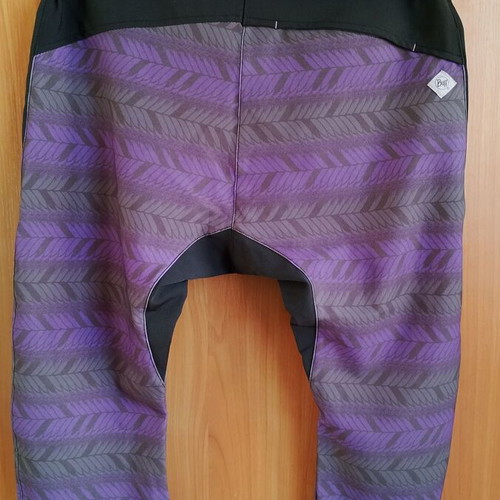 Buff Safi women's sport pants like new, size S, purple