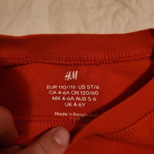 H&M boys' T-shirt, age 6, orange with print
