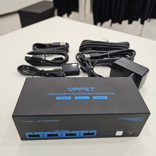 VPFET VP-SW232 8K KVM Switch new for 2 computers and 3 monitors with HDMI 2.1 and DisplayPort 1.4