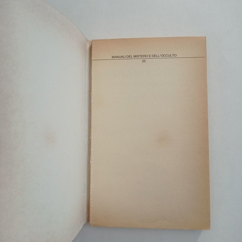I Tarocchi book used, Italian