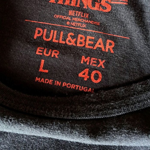 Stranger Things T-shirt used, size Large, black Pull & Bear