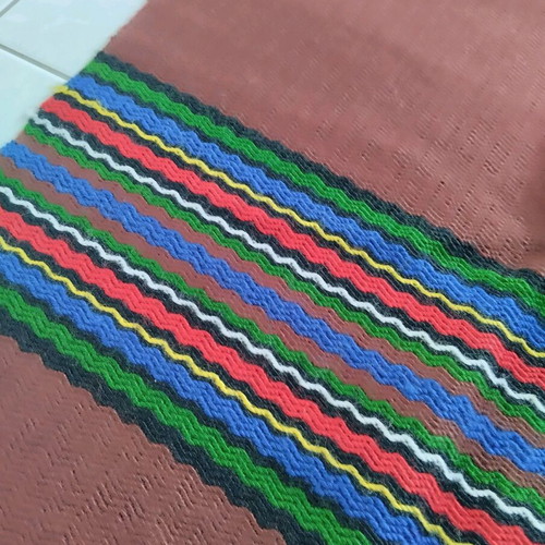 Woven rug new 190x60 cm with warm colors