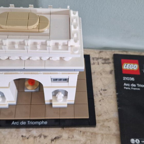Lego Architecture 21036 Arc de Triomphe like new