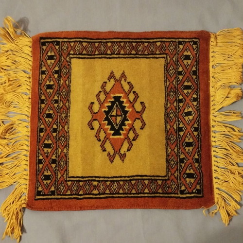 Woolen rugs used, set of 4 for chairs