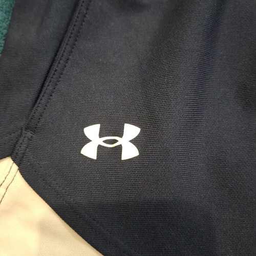 Under Armour sports set shorts and top new multicolor S/M