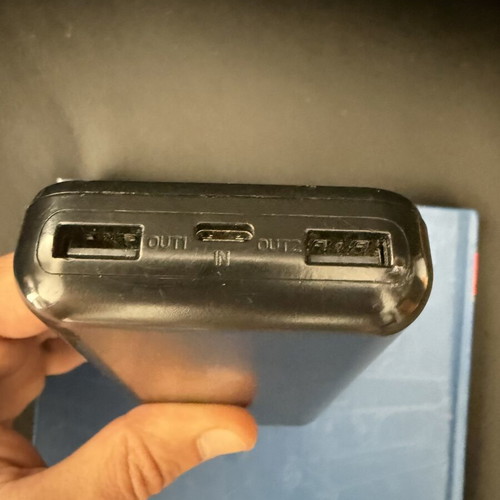 Powerbank WUW-Y129 20000 mAh like new with 2 USB and 1 Type-C