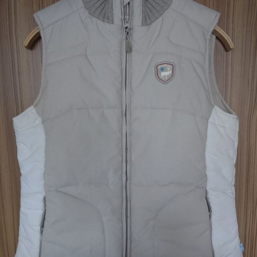 Women's vest like new, size 164/166 cm, beige