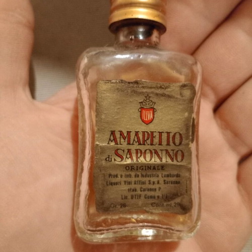 Di Saronno Amaretto mini bottle 60s used, opened