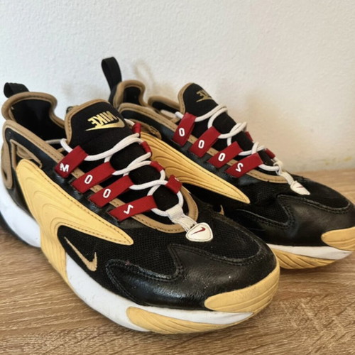 Nike Zoom women's sneakers like new, size 38, black multicolor
