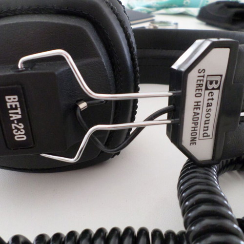 Betasound Beta-230 headphones like new