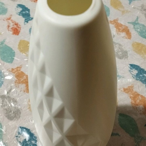 Plastic vase for flowers like new