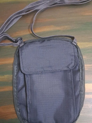 Mobile phone crossbody bag gray like new