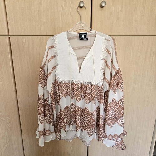 C-THROU summer blouse like new, airy white and brown tunic