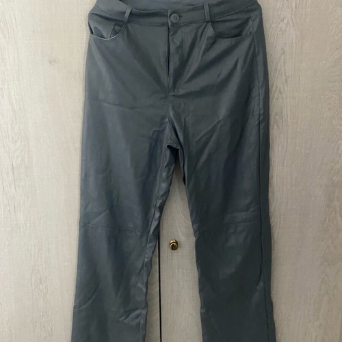 Gray leatherette high-waisted pants used, size M
