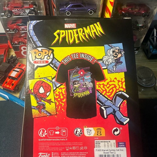 Funko Pop Tees Marvel Spider Man T-Shirt size L new
