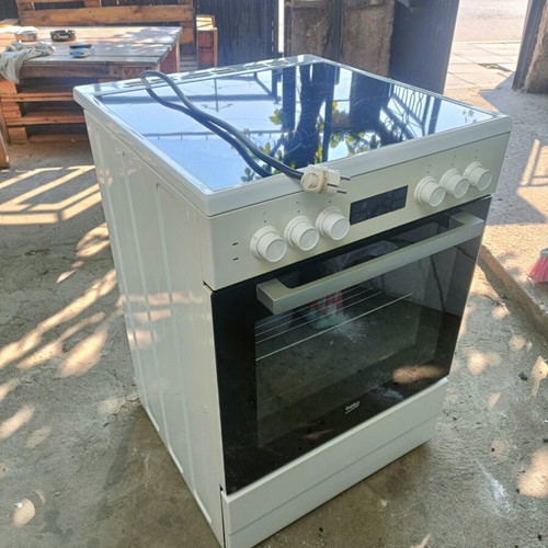Beko FSE67300WCS cooking stove