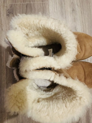 Ugg Australia women's boots size 40, brown