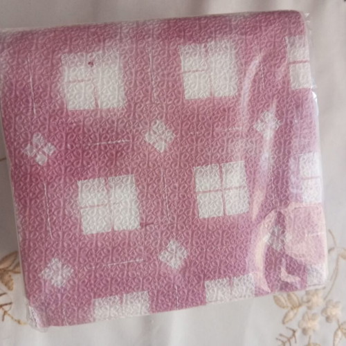 Paper napkins, new