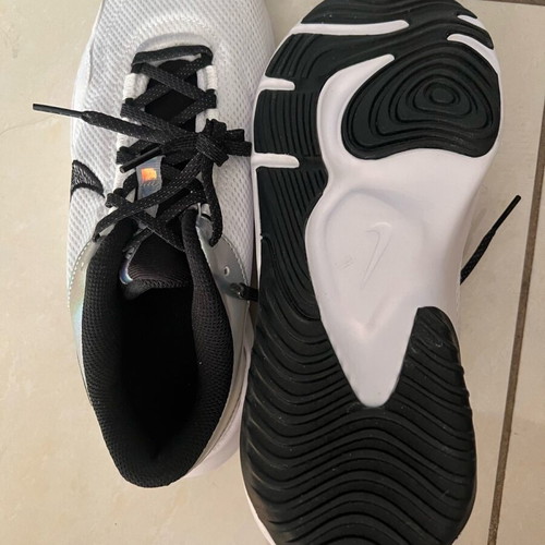 Nike trainers new, size 38.5, white and grey