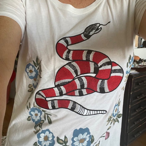 Gucci Snake T Shirt size XL, slim fit