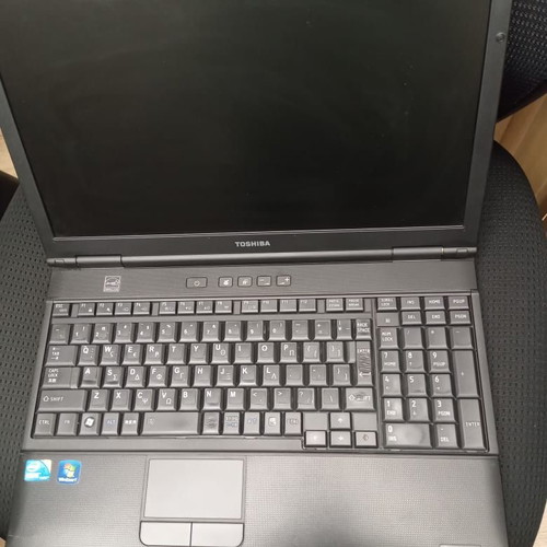 Toshiba dynabook laptop, like new, fully functional