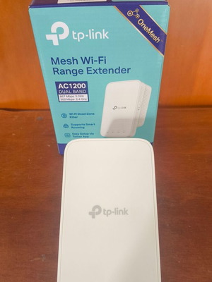 TP-LINK RE300 v1 Mesh WiFi Extender Dual Band used