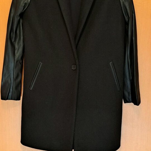 Wool coat with leather sleeves like new, size 42