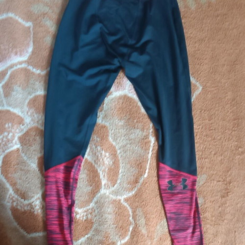 Under Armour thermal wear size M like new