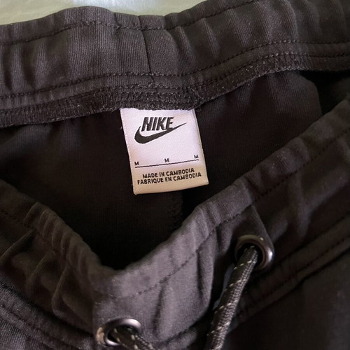 Nike Tech Medium black sweatpants like new