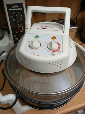 Robot oven like new, functional