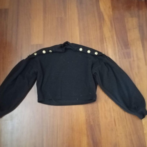 Bershka short black blouse like new with shoulder buttons size M