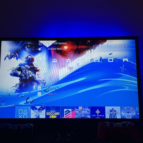 PlayStation 3 Fat 500GB console with 11 games, 2 controllers