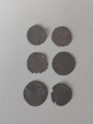 Medieval coins from Hungary used