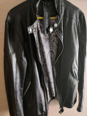 Jacket black eco leather y two jeans, like new, size S